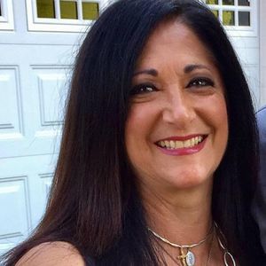 Meet your Posher, Dana